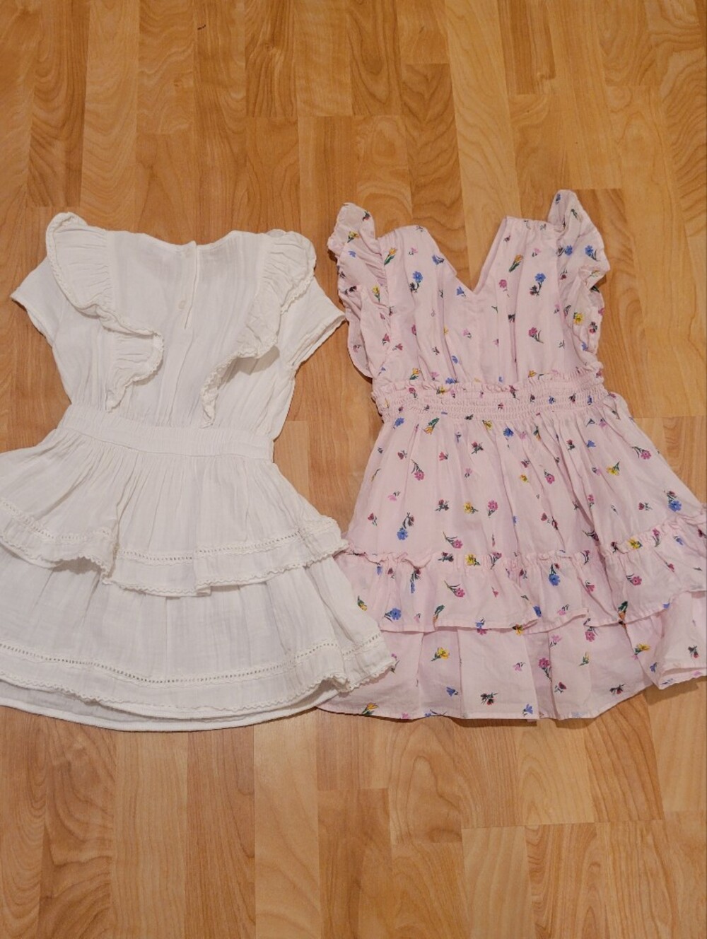 GAP Kids Flutter Tiered Dress Bundle 100% Cotton XS 4-5 White And Pink Floral - Picture 6 of 8